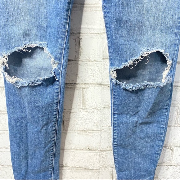Garage Denim Ultra High Rise hole Jeans Size 9 - Picture 5 of 7